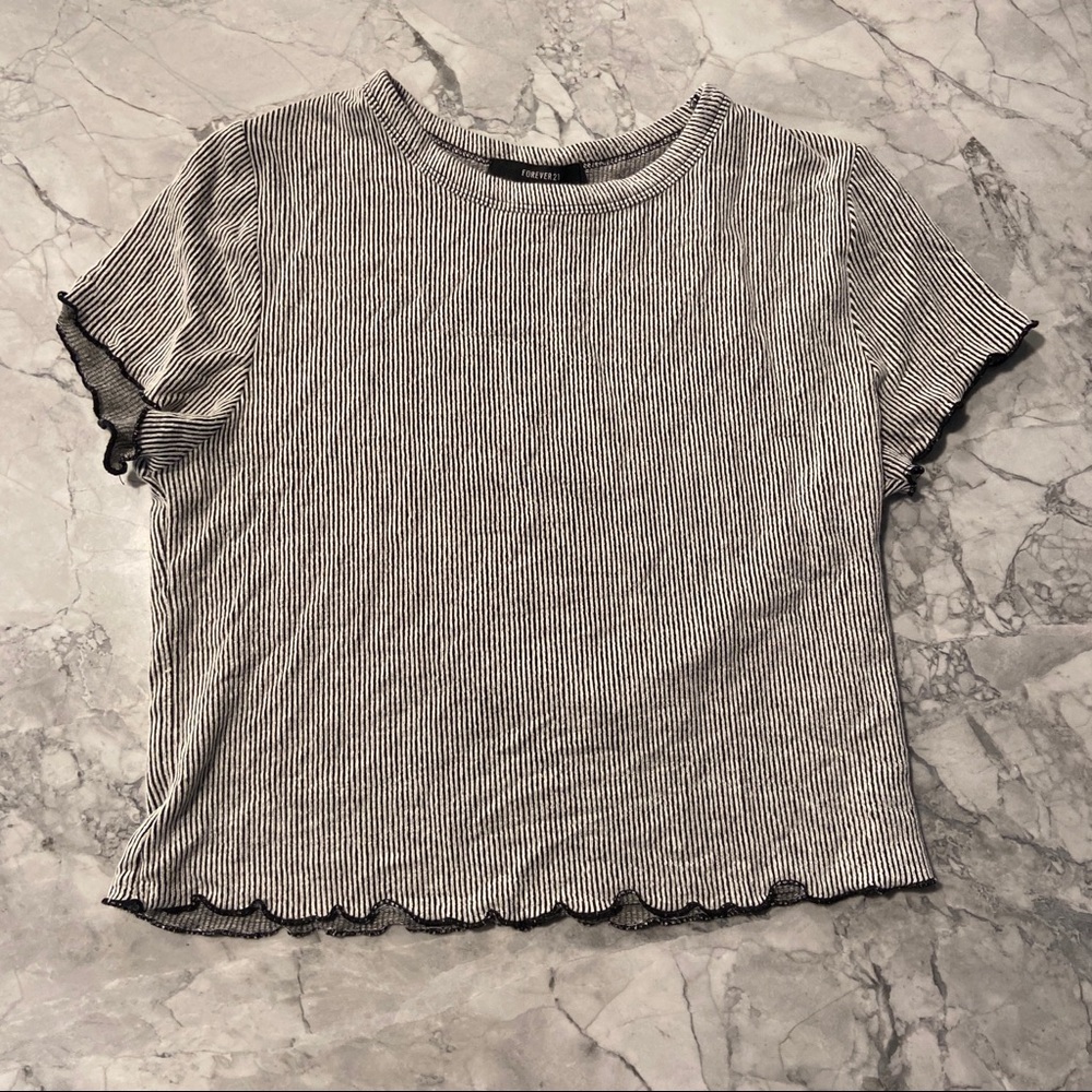 Black and White Crop Top